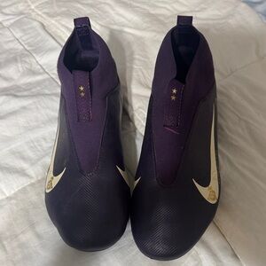 Nike MBappe Cleats in Deep Purple - Youth
